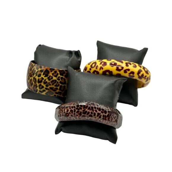 Set Of 3 Leopard Print Resin Bangle Bracelets For Women - Picture 3 of 9